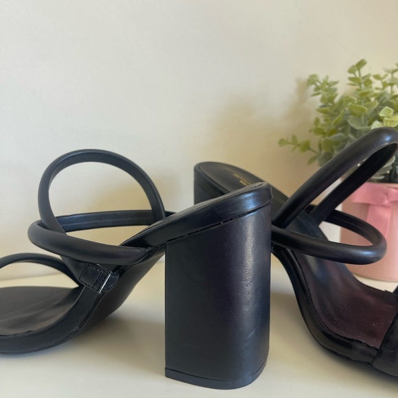 Pretty little thing Black heels - Picture 7 of 10